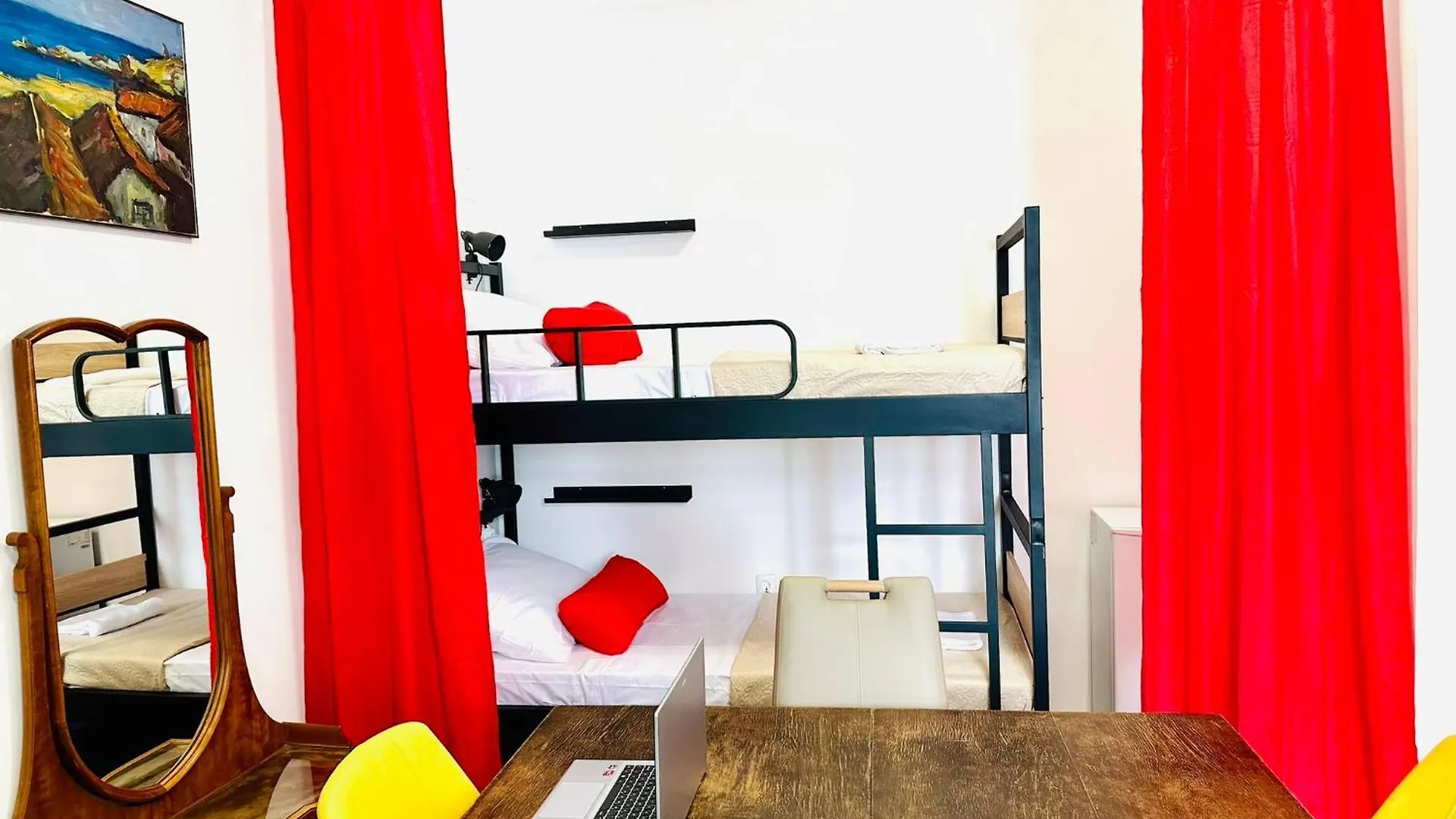 Hostel Art & Joy Pula