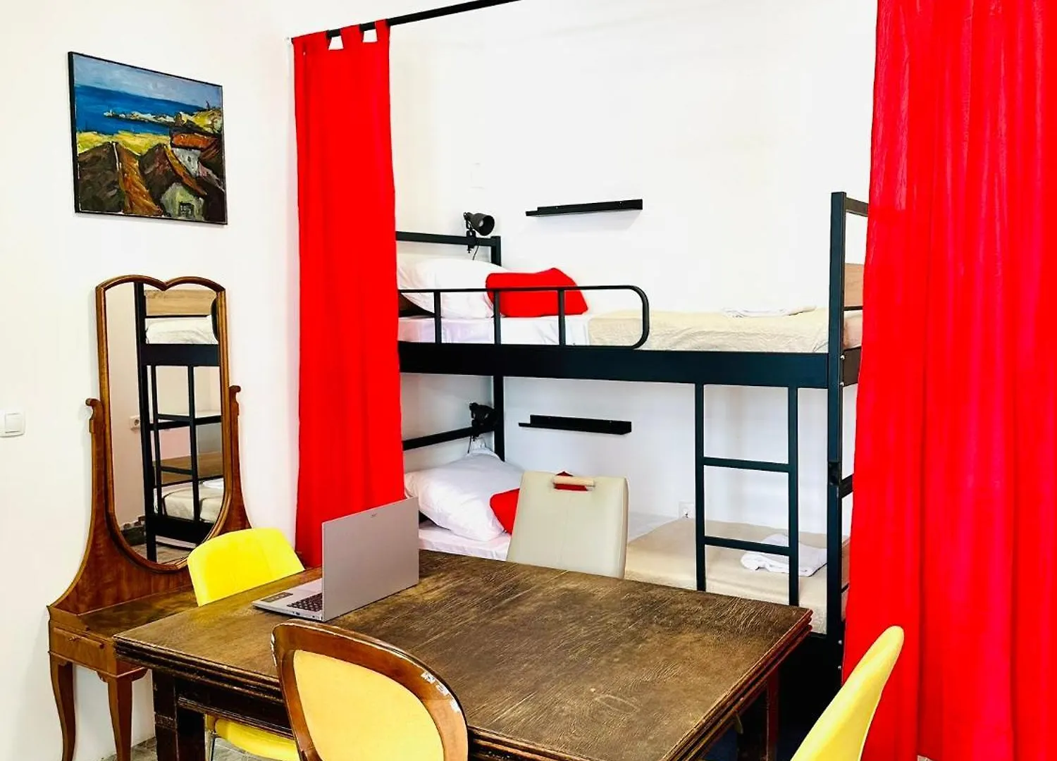 Hostel Art & Joy Pula