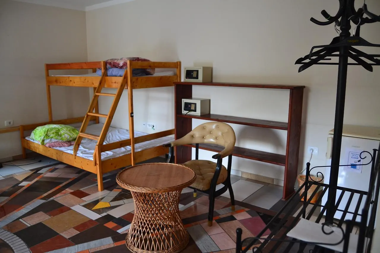 Hostel Art & Joy Pula 0*,  Croatia