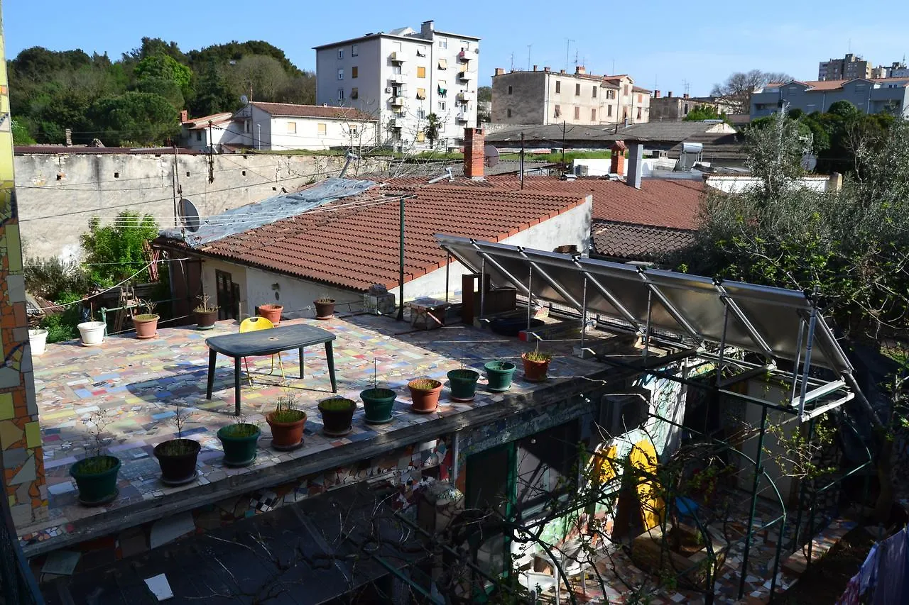 Hostel Art & Joy Pula Croatia